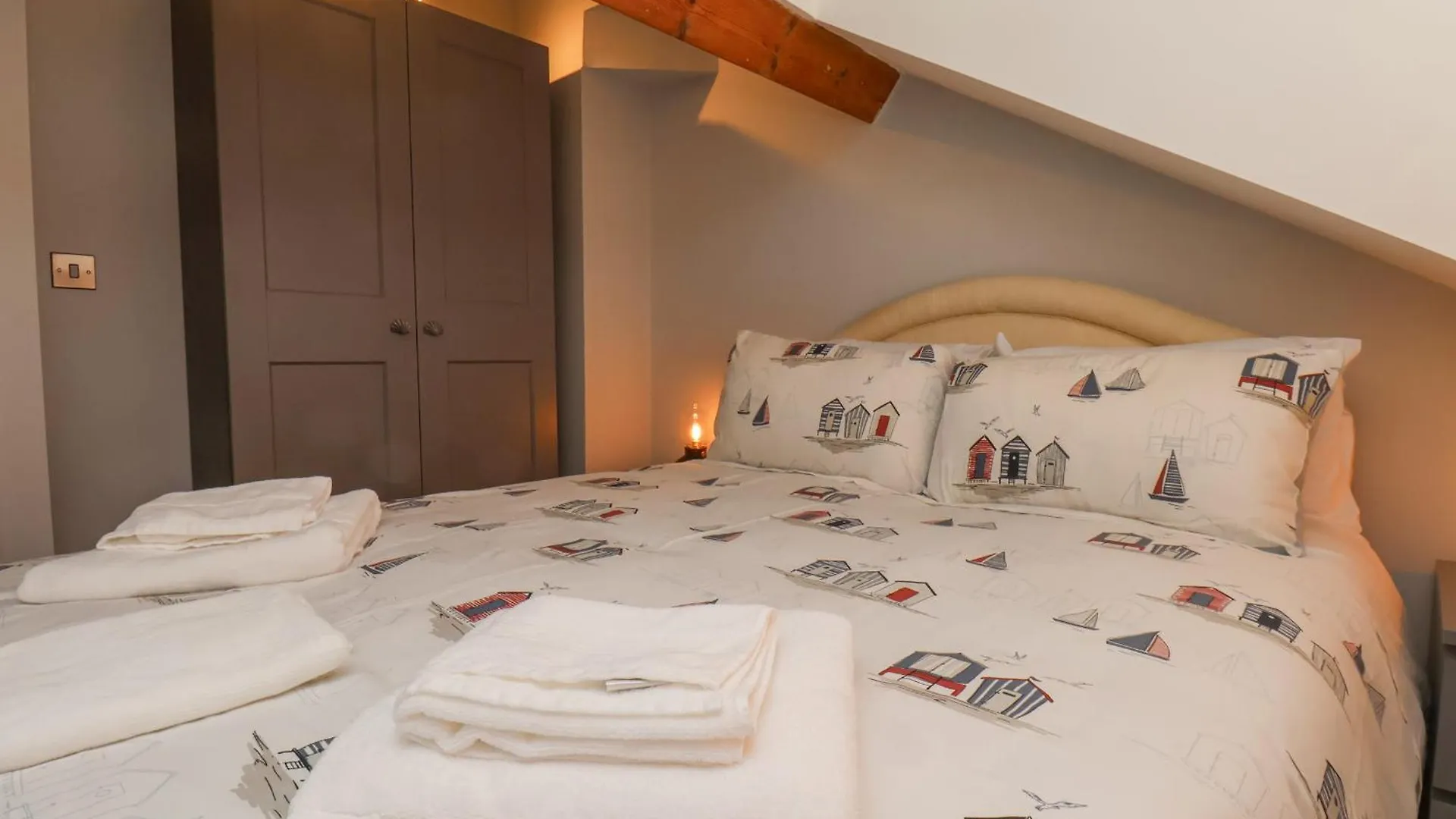 Dry Dock Cottage 惠特比 0*,  英国