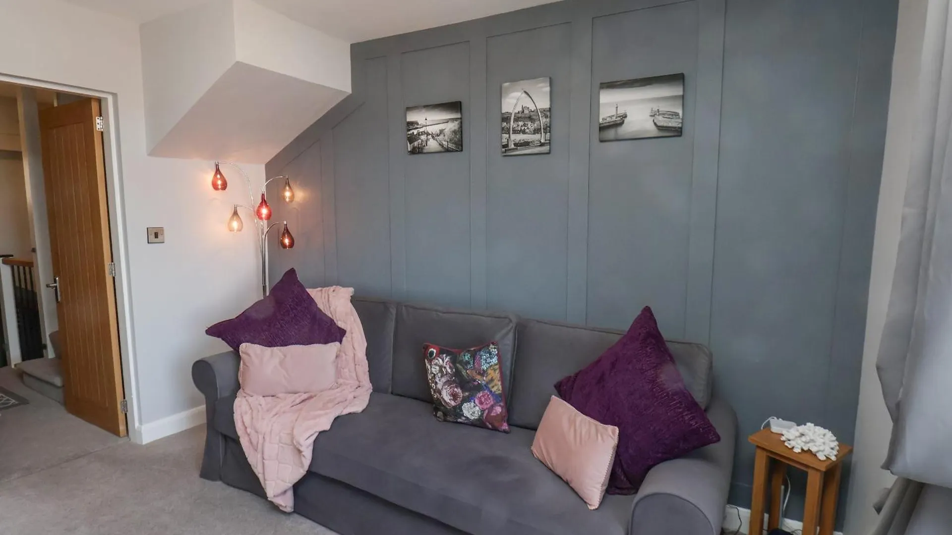 Dry Dock Cottage Whitby 0*,